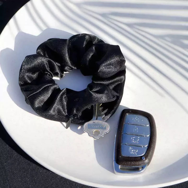 Scrunchie With Zipper Pocket Storage