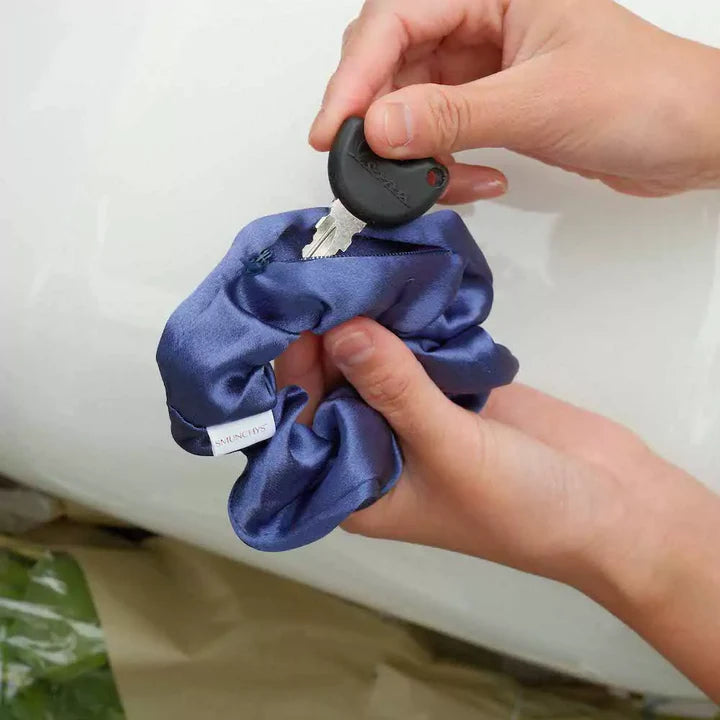 Scrunchie With Zipper Pocket Storage