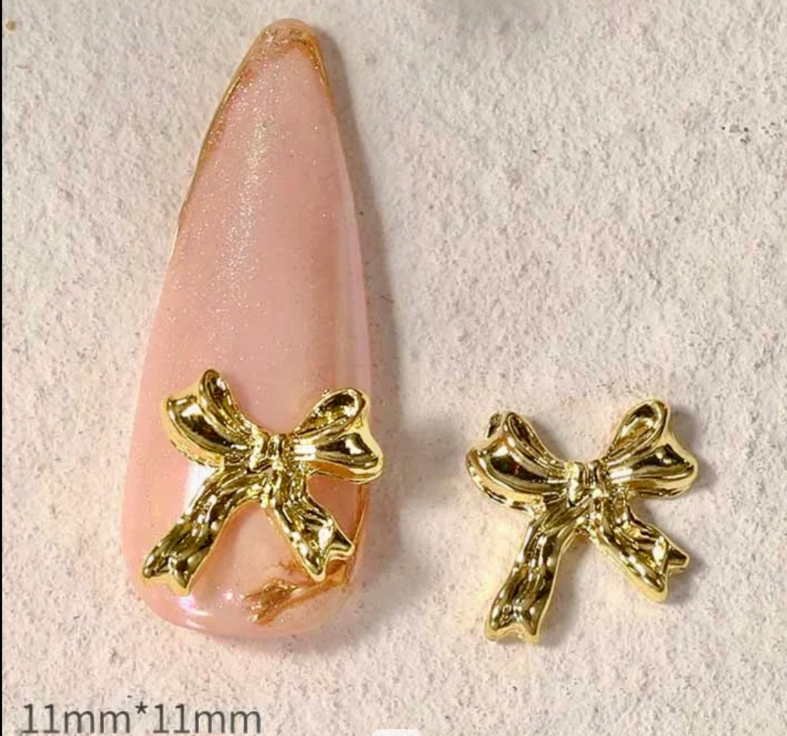 3D Metallic Rhinestone Nail Art